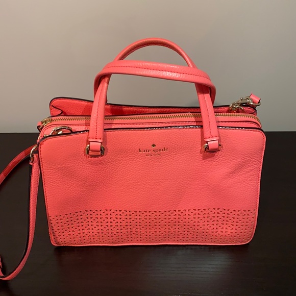 Kate Spade medium sized coral purse - Picture 1 of 6